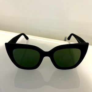 NWT Women’s Tom’s Sydney Black Matte Sunglasses